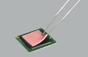 導熱(re)矽膠墊(nian)