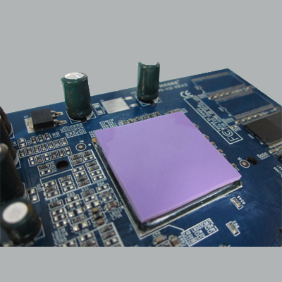 矽膠導熱(re)墊片