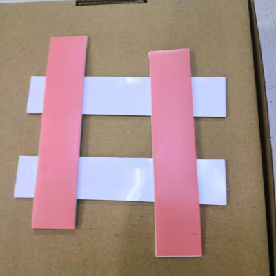 SF100-LFG導熱墊(nian)片