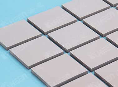 AF300 無矽(xi)導熱墊 2.0W/m·K