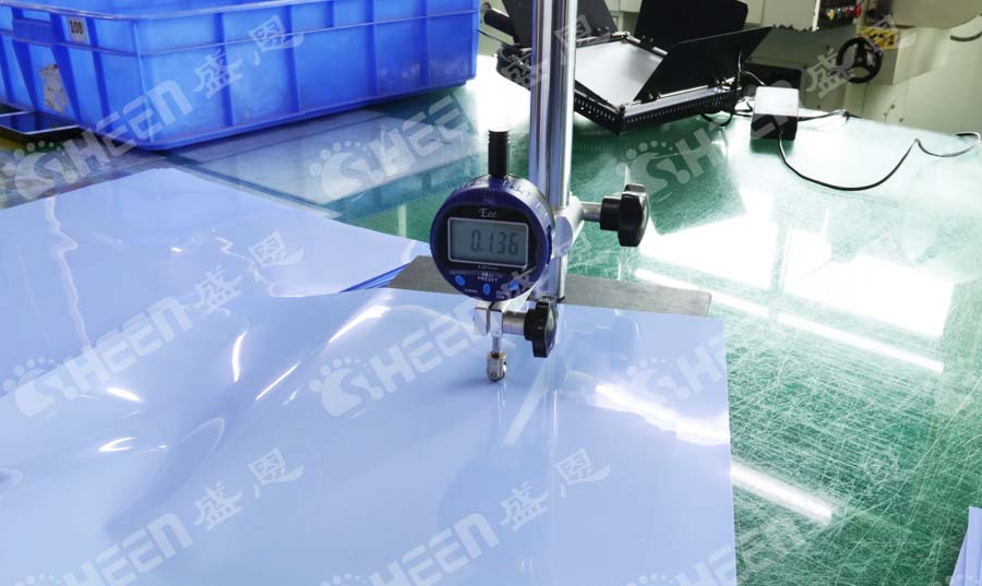 導熱(rè)材料在(zài)電子産(chan)品中的(de)選型指(zhǐ)南