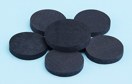 CSF15 碳纖維(wei)導熱墊(nian)片 15W/m·K