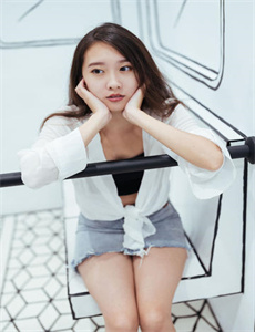 《lol动漫视频-女生去掉所有服装小内》