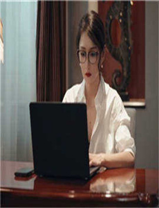 《张莜雨人体图片-部长的夫人的味道中字1》