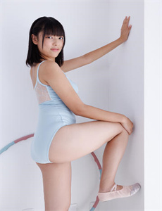 《翁公咬着小娇乳H边走边欢A-酒色鬼》